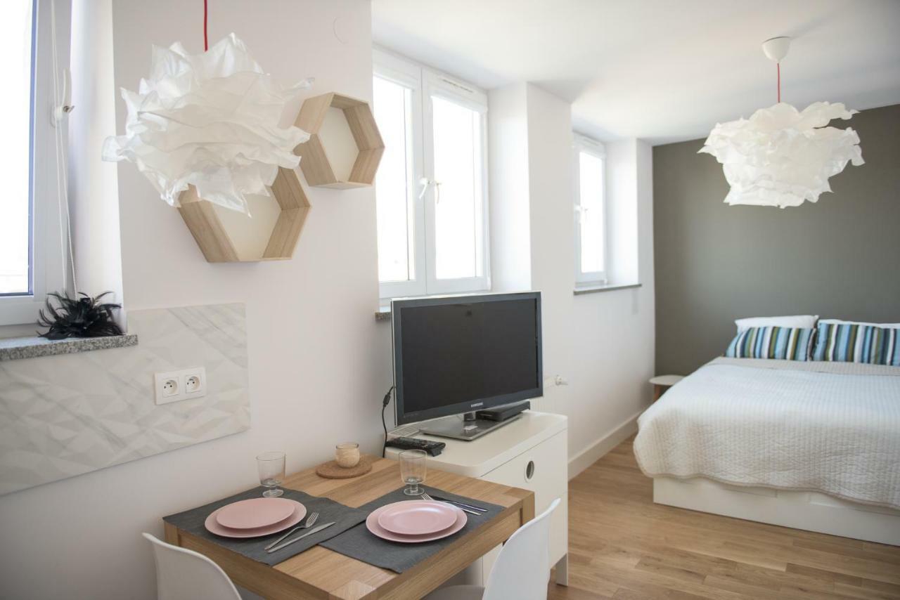 Willow Pillow Nowowiejska Warsawa Bagian luar foto